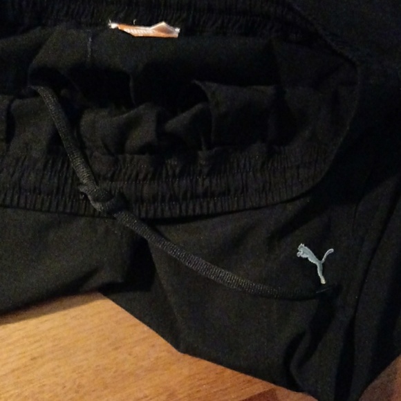 Puma Black Athletic Cropped Pants - Picture 2 of 7